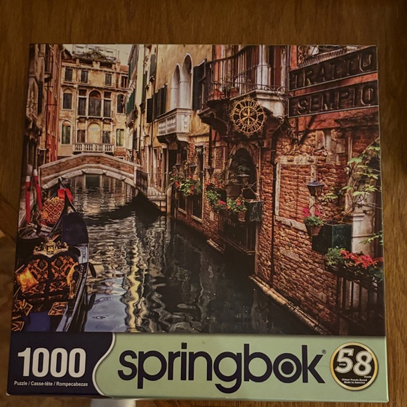 Springbok 1000 Piece Puzzles. - Picture 3 of 4